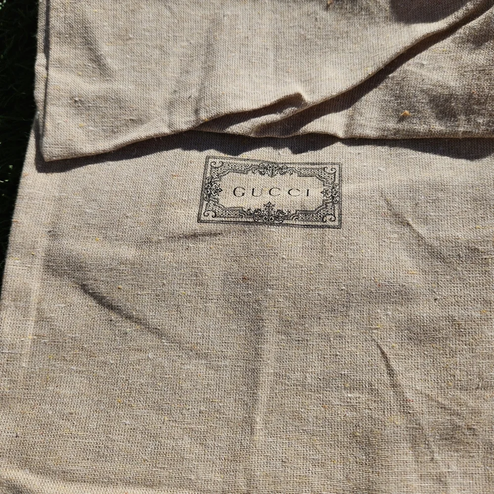 Gucci Storage Dust Shoe Bags Set of 2 Bags Tan/Burlap 17.5x8